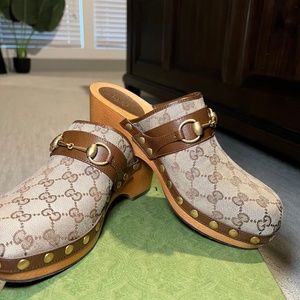 COPY - Gucci Clogs